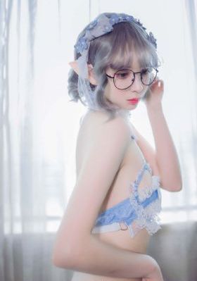 色天天综合久久久久综合片_BD日韩免费观看